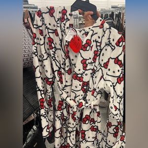 Hello kitty robe